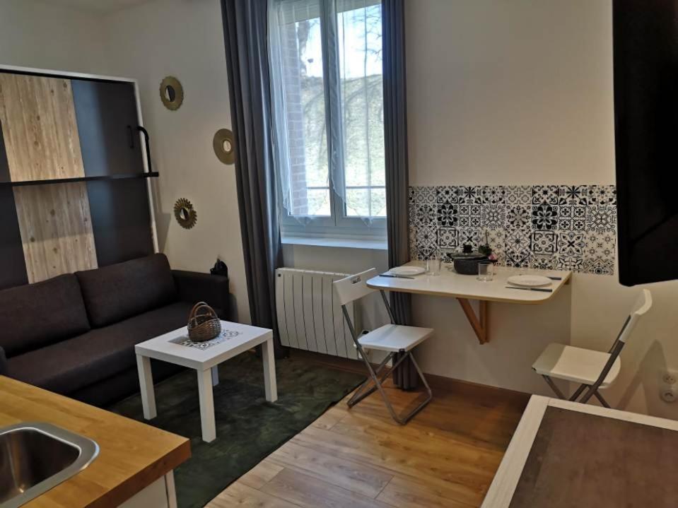 جيزور Superbe Studio Face Au Chateau المظهر الخارجي الصورة